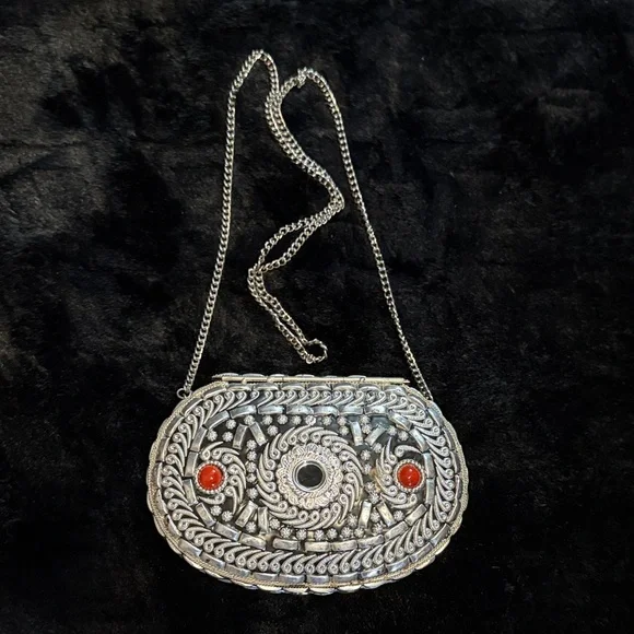 EARTHBOUND Silver and Red Crossbody Bag - Picture 2 of 2